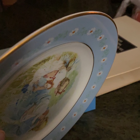 Avon Tenderness Commemorative Plate 1974 - Picture 7 of 14